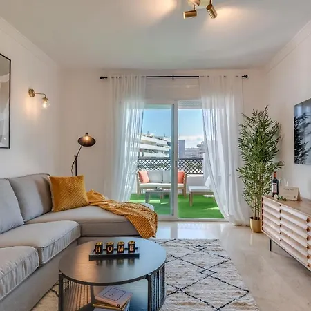 Апартаменты Puerto Banus Serenity Retreat *
