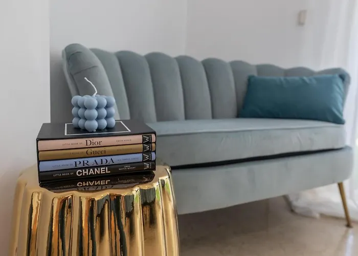 Puerto Banus Serenity Retreat Апартаменти